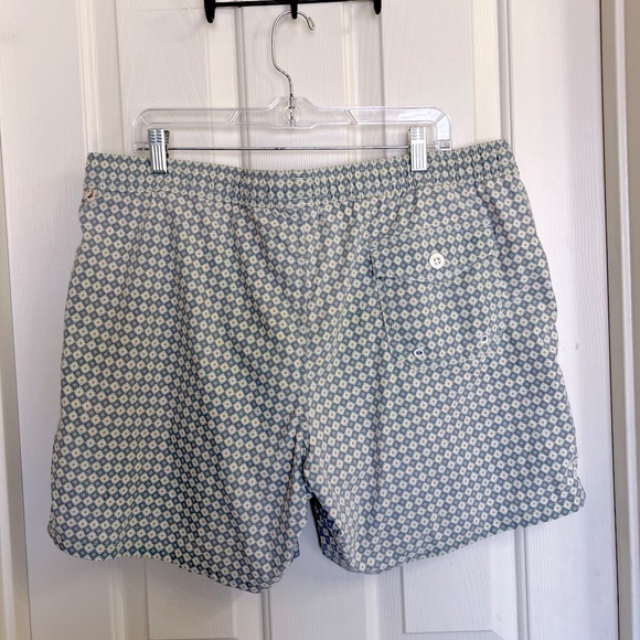 J.Crew 6'' stretch swim trunk in print with ECONYL nylon Size XL - Picture 3 of 10